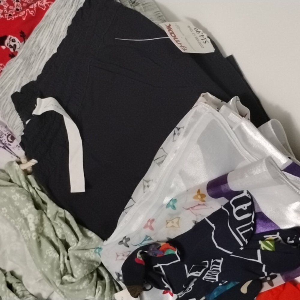 Storage Clearance Assorted Clothing Bundle Variou… - image 5